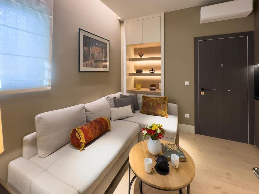Aphrodite's Hideaway Apartment